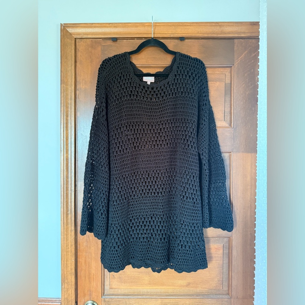 Show Me Your MuMu Paula Pullover Coverup in Black - Picture 5 of 11